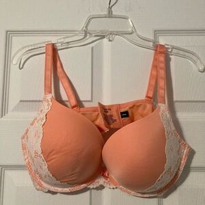 38 DD Torrid Bra